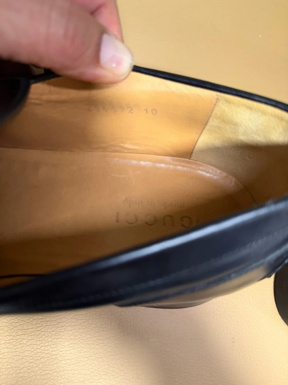 Gucci Black Leather Men’s Slip-On Loafers - Picture 7 of 7